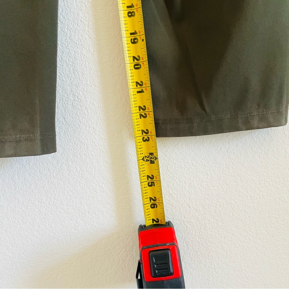Lululemon Essential High-Rise Trouser - Picture 8 of 9